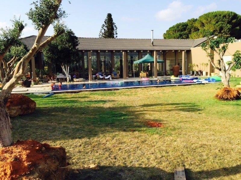 למכירה וילה במושב בצרה יד חרוצים בני ציון יוקרה אסטייט תיווך במושבים
